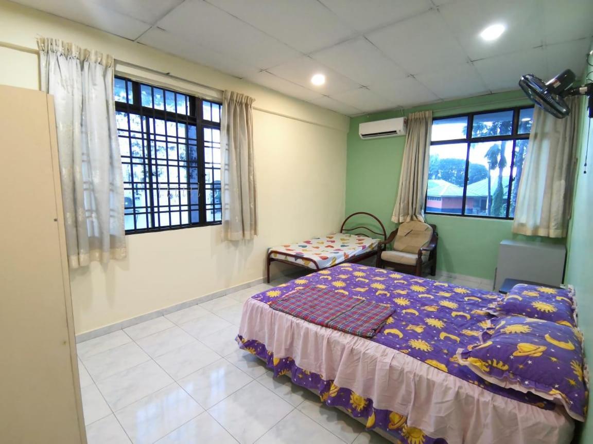 Cosy Homestay 울루티람 외부 사진