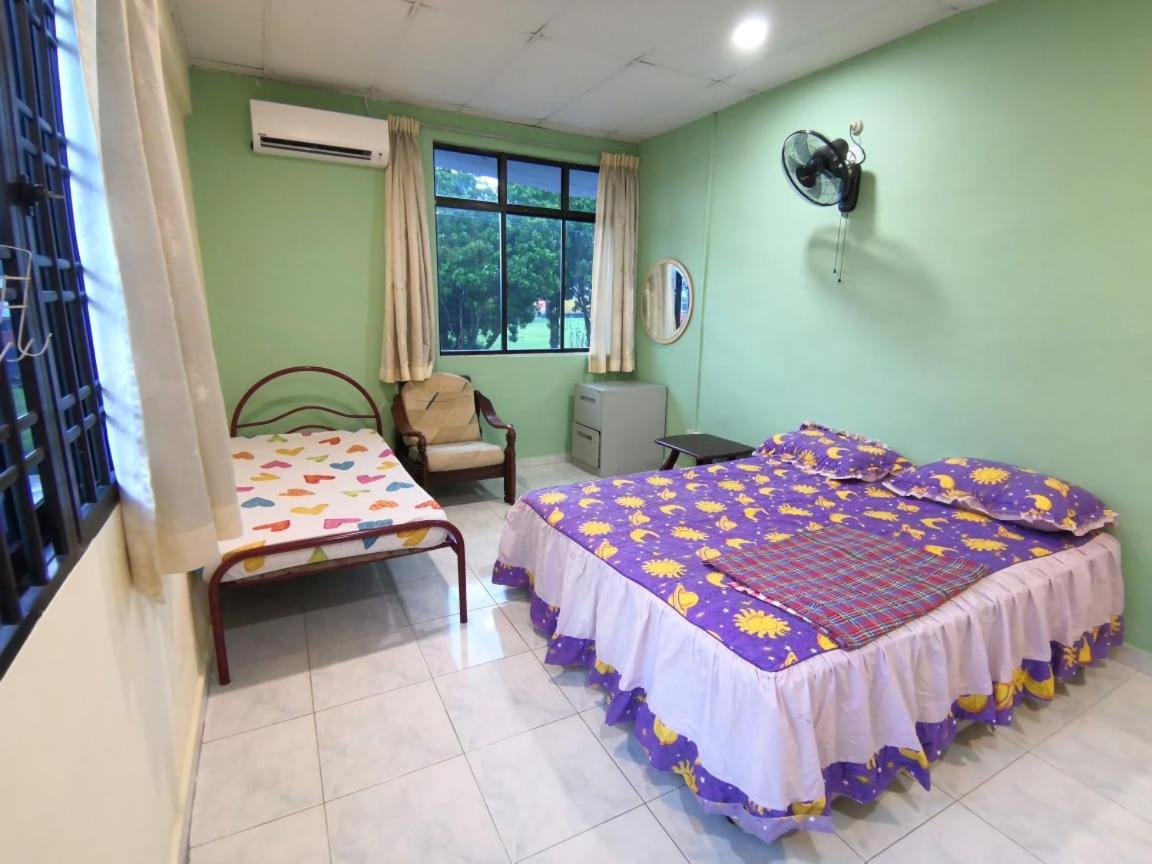 Cosy Homestay 울루티람 외부 사진
